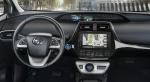 Toyota Prius Plug-in Hybrid 2016 года